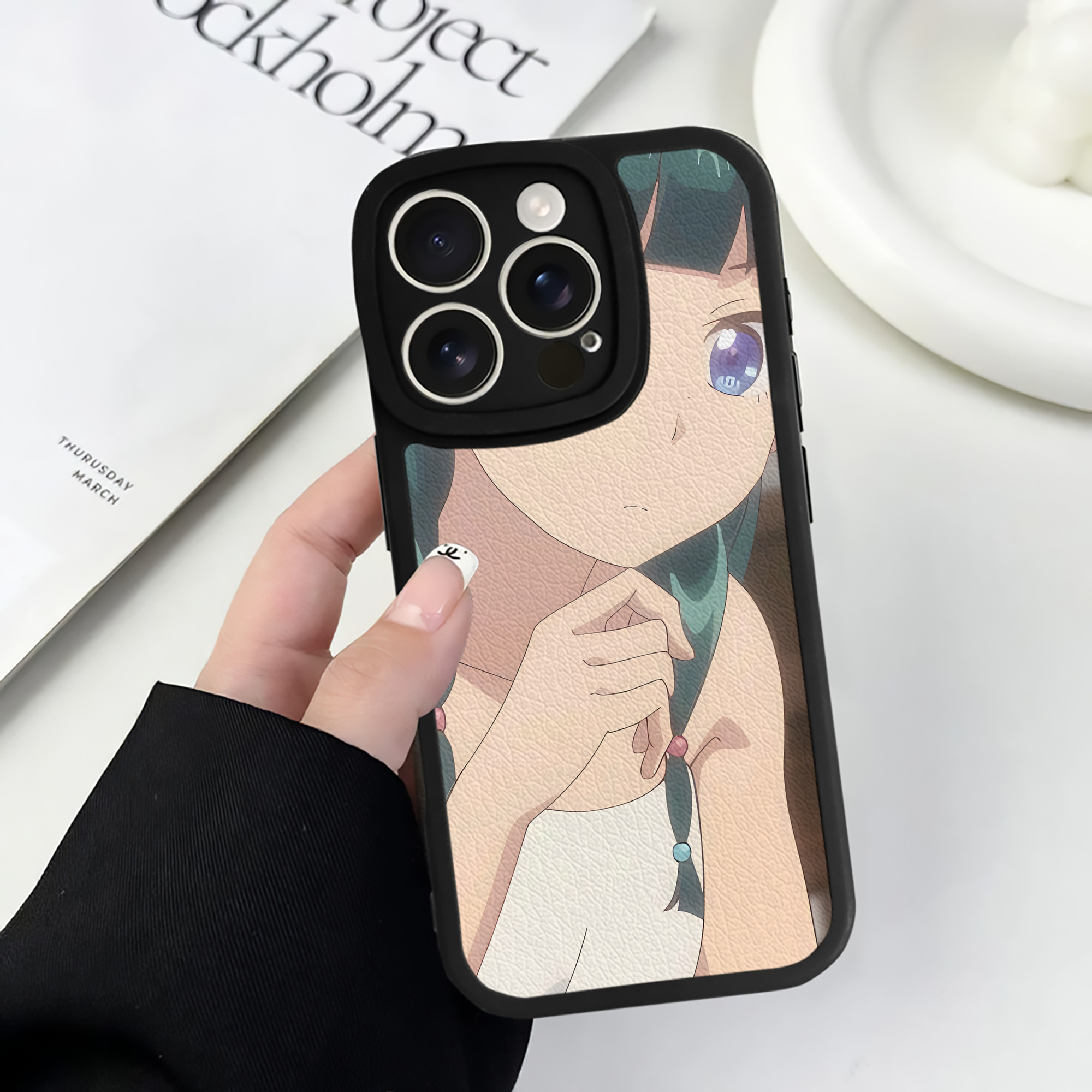 薬屋のひとりごと The Apothecary Diaries 【iPhone 16シリーズ対応】シリコンスマホケース（レザー調） 材質：シリコン